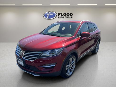 Used 2018 Lincoln MKC Reserve AWD/4WD image 3