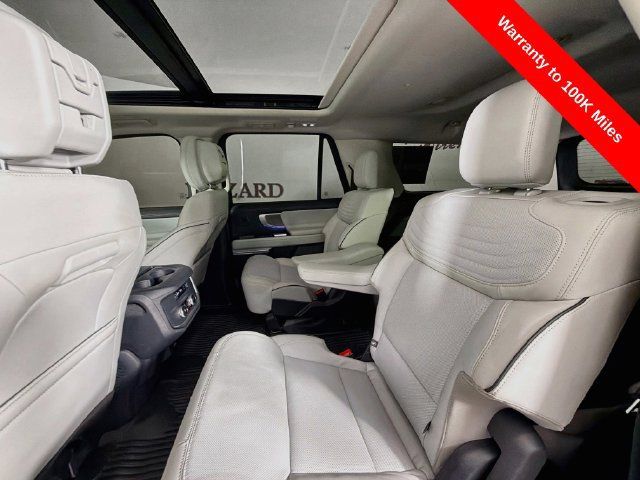 Certified 2026 Ford Expedition Max Platinum w/ Platinum Ultimate Package AWD/4WD image 32