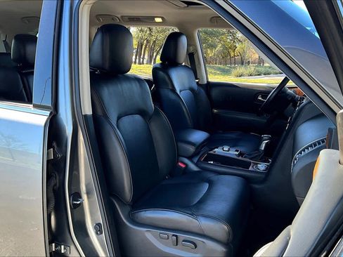 Used 2023 Nissan Armada SL image 8