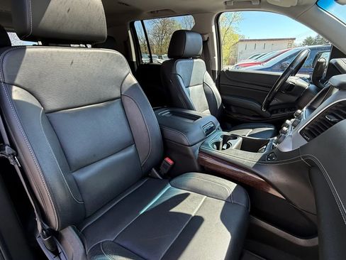 Used 2019 GMC Yukon XL SLT AWD/4WD image 45