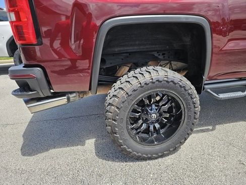 Used 2017 GMC Sierra 2500 Denali w/ Duramax Plus Package image 12