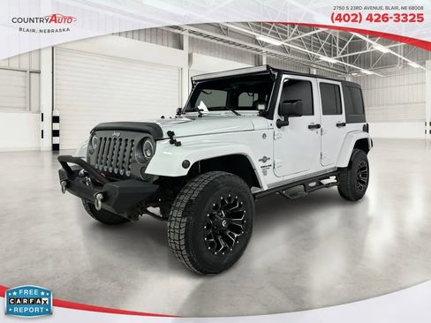Used 2015 Jeep Wrangler Unlimited Sport image 1