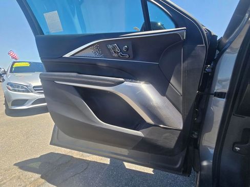 Used 2023 Cadillac Lyriq 2WD image 14