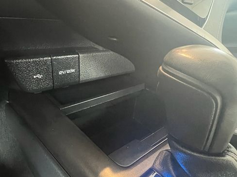 Used 2024 Toyota Camry SE image 30