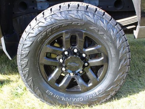 Used 2017 Chevrolet Silverado 2500 LTZ w/ Duramax Plus Package image 25