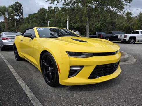 Used 2018 Chevrolet Camaro SS image 31