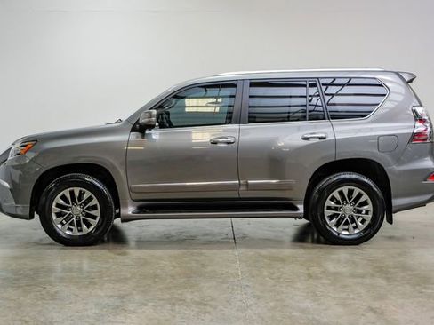 Used 2014 Lexus GX 460 Luxury image 16