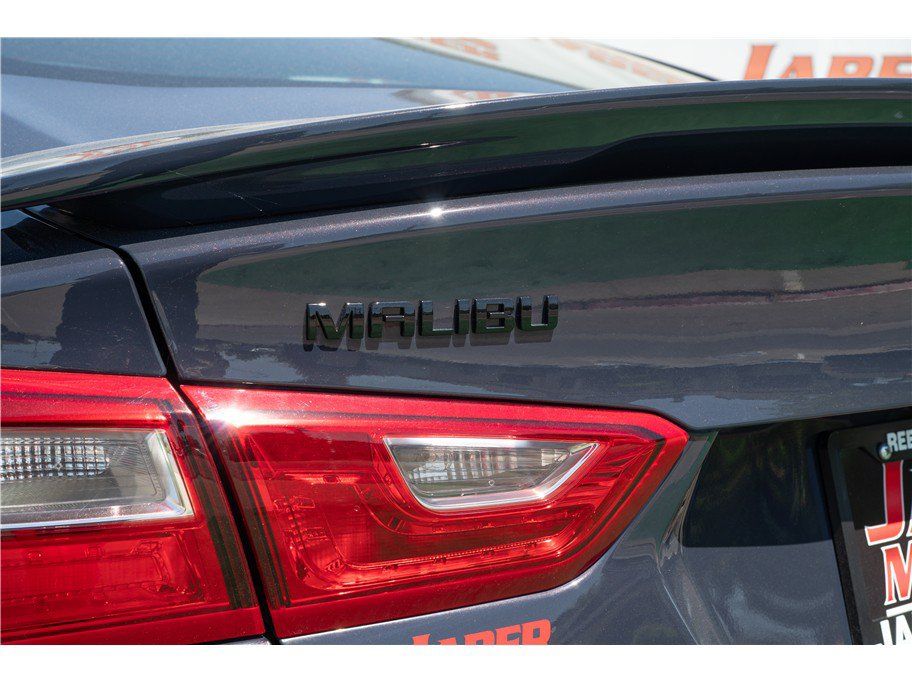 Used 2025 Chevrolet Malibu RS w/ LPO, Floor Liner Package FWD image 38