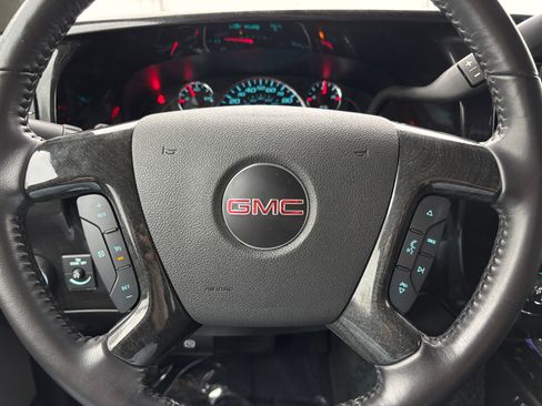 Used 2024 GMC Savana 2500 Extended w/ Driver Convenience Package RWD image 29