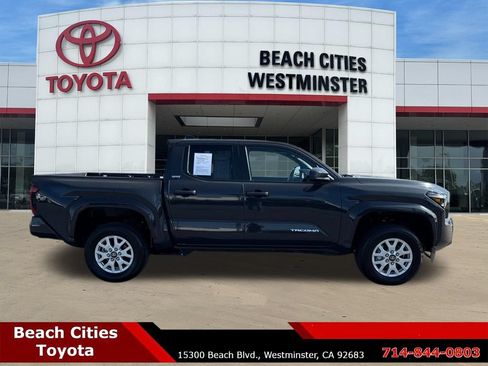 Certified 2024 Toyota Tacoma SR5 w/ SR5 Upgrade Package AWD/4WD image 13