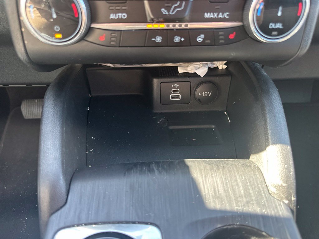Certified 2025 Ford Escape ST-Line Select AWD/4WD image 48