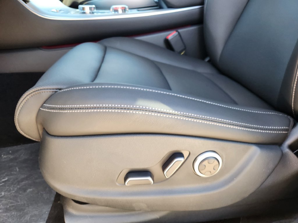 New 2027 Genesis GV70 2.5T Select AWD/4WD image 21
