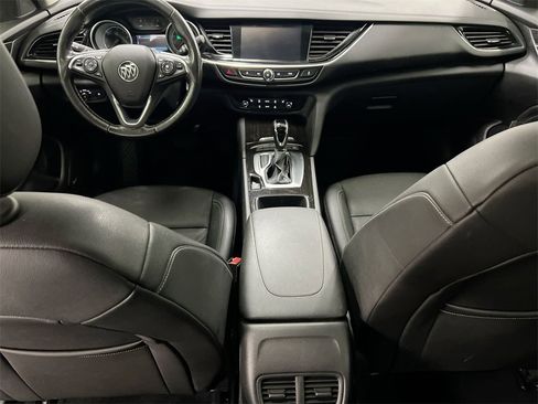 Used 2018 Buick Regal Essence w/ Driver Confidence Package #1 image 10