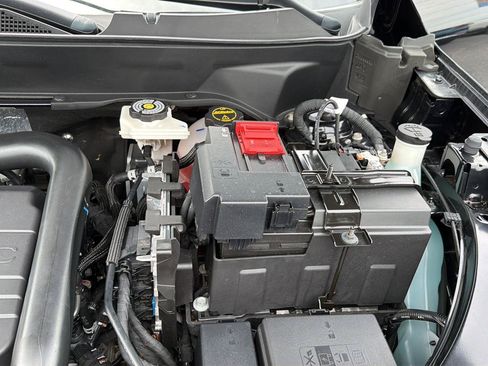 Certified 2025 Chevrolet Equinox ACTIV w/ Convenience Package III FWD image 37
