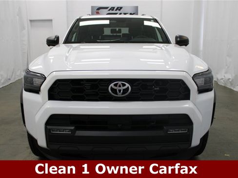 Used 2025 Toyota 4Runner TRD Off-Road Premium image 2