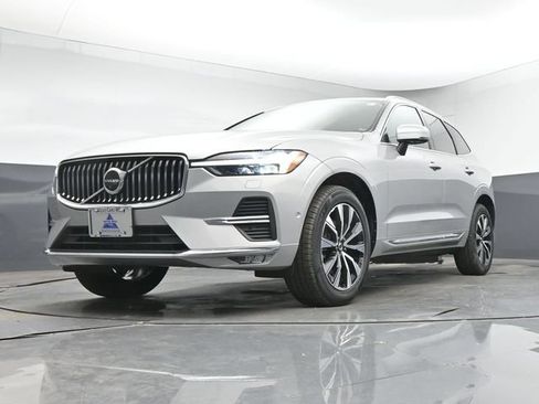 Used 2023 Volvo XC60 B5 Plus w/ Climate Package AWD/4WD image 38