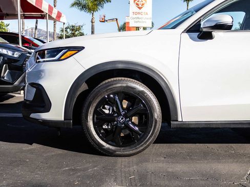 Used 2024 Honda HR-V LX image 36