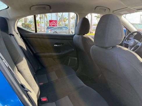 Certified 2021 Nissan Sentra SV FWD image 15