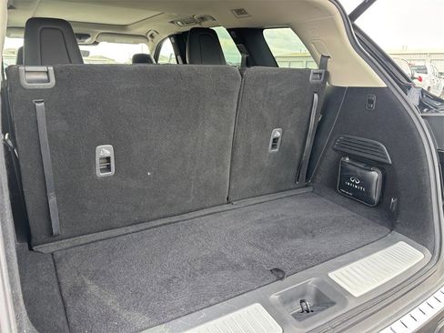 Used 2023 INFINITI QX60 Sensory w/ Cargo Package image 33