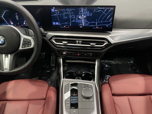 Certified 2024 BMW 330i xDrive Sedan w/ M Sport Package AWD/4WD image 17