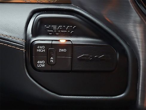 Used 2024 RAM 3500 Limited image 28