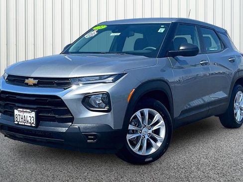 Used 2023 Chevrolet TrailBlazer LS FWD image 32
