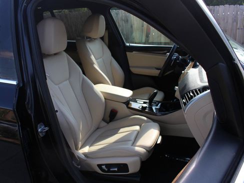 Used 2019 BMW X3 xDrive30i w/ Driving Assistance Package AWD/4WD image 39