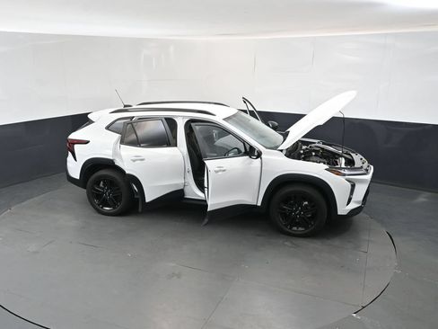 Used 2025 Chevrolet Trax ACTIV FWD image 18