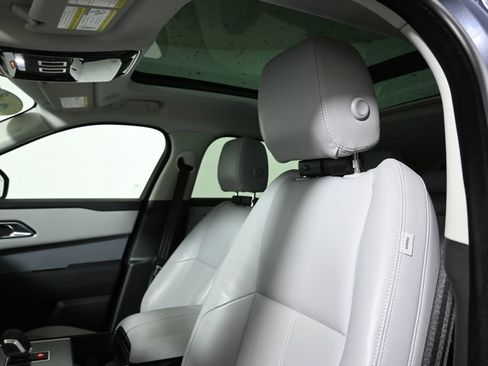 Used 2024 Land Rover Range Rover Velar S image 15