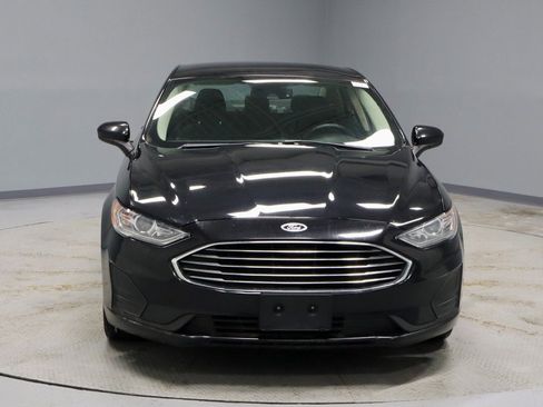 Certified 2019 Ford Fusion SE image 11