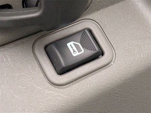 Used 2024 GMC Savana 2500 w/ Driver Convenience Package image 11