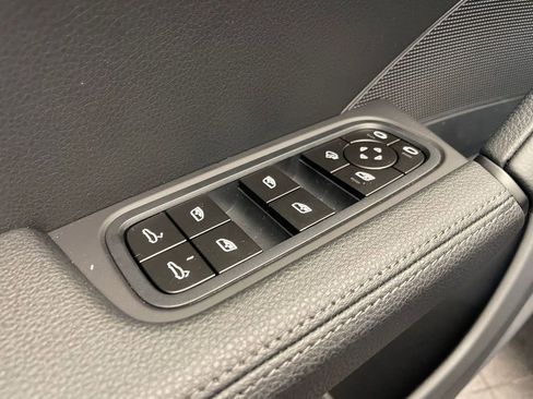 New 2026 Porsche Cayenne AWD/4WD image 19