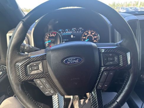 Used 2018 Ford F150 Lariat w/ Equipment Group 502A Luxury image 16