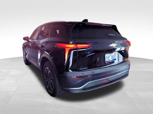 Used 2025 Chevrolet Blazer EV LT AWD/4WD image 3
