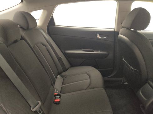 Used 2016 Kia Optima LX FWD image 19