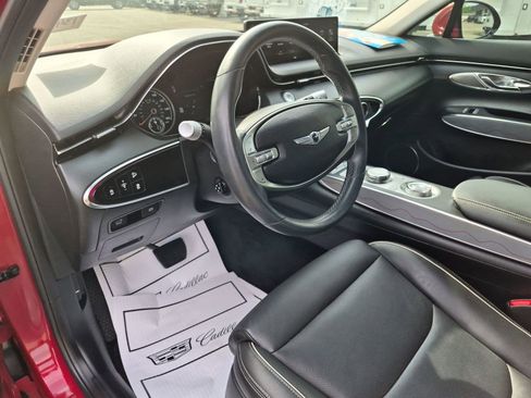 Used 2023 Genesis GV70 2.5T w/ Advanced Package AWD/4WD image 10