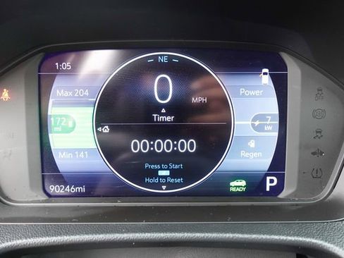 Used 2022 Chevrolet Bolt EUV LT w/ Comfort Package image 15