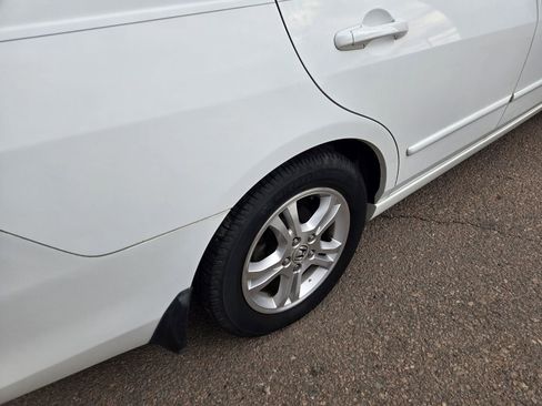 Used 2006 Honda Accord EX-L image 10