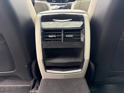 Used 2018 Cadillac CT6 Luxury AWD/4WD image 23