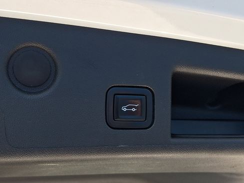 Used 2022 Chevrolet Equinox LT image 29