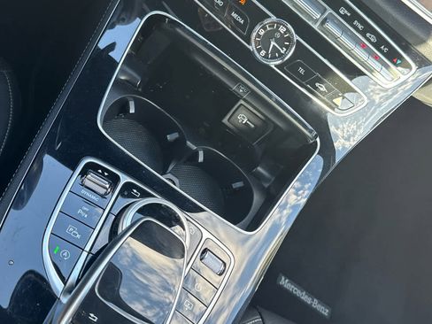 Used 2017 Mercedes-Benz E 300 image 20