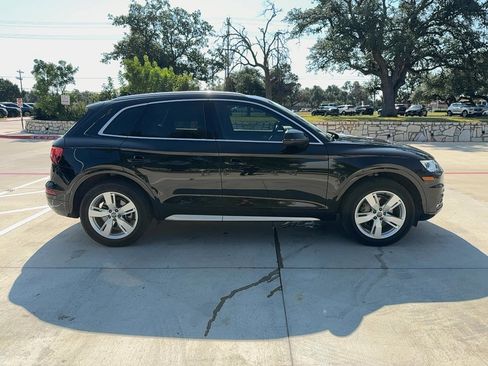 Used 2019 Audi Q5 2.0T Premium Plus w/ Premium Plus Package image 6