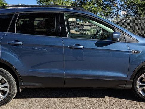 Used 2018 Ford Escape SEL AWD/4WD image 2