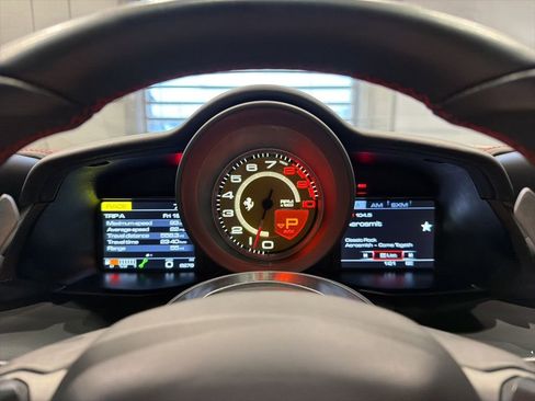 Used 2018 Ferrari 488 Spider RWD image 30