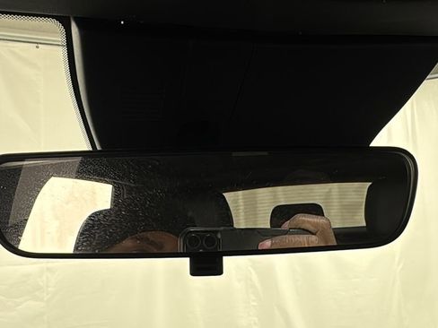 Used 2025 Kia Sportage X-Line w/ Premium Package image 32