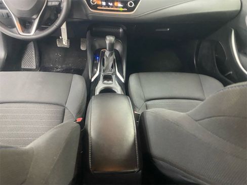 Used 2020 Toyota Corolla SE image 11