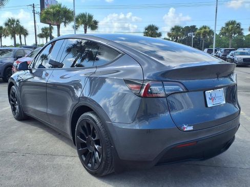 Used 2020 Tesla Model Y Long Range AWD/4WD image 8