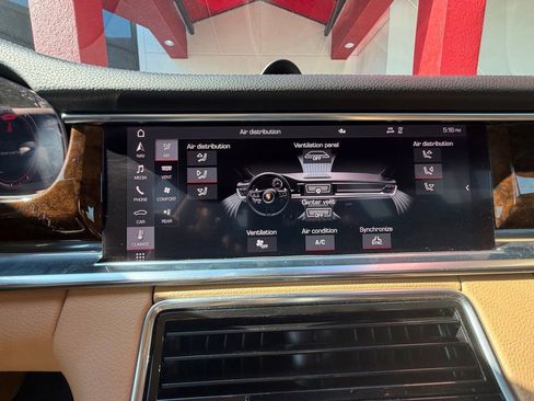 Used 2021 Porsche Panamera w/ Premium Package RWD image 20