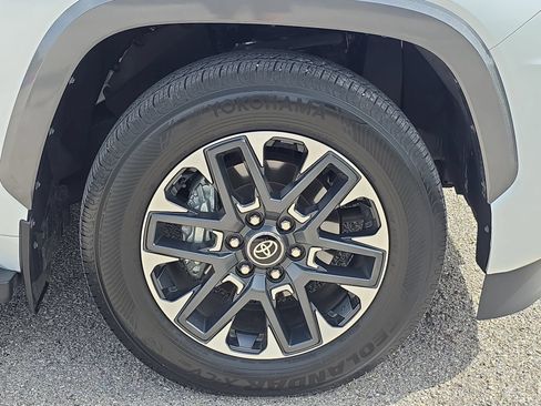 Used 2026 Toyota Sequoia Limited AWD/4WD image 29