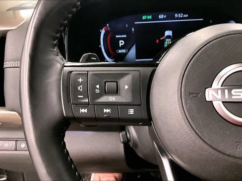 Used 2024 Nissan Pathfinder Platinum w/ Cargo Package AWD/4WD image 27